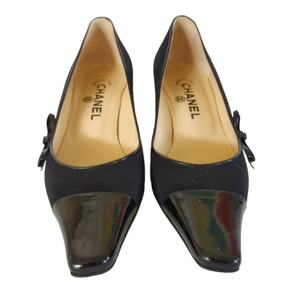 CHANEL Black Kitten Heels US Sz 8 Canvas Patent Leather Pumps EU Sz 38.5 Luxury